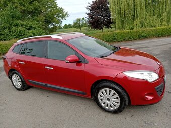 Prodám Renault Megane kombi 1.5DCI 78Kw r.v.2010 - 12