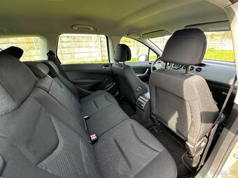 PEUGEOT 308 1.6 - 12