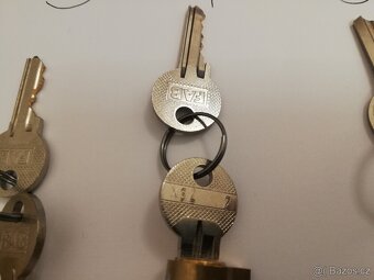 Zámek řízení sedla FAB Jawa ČZ kývačka pionýr 125 175 250 - 12