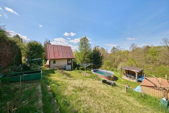 Prodej zděné chaty s pozemkem ve St. Rokytníku - 12