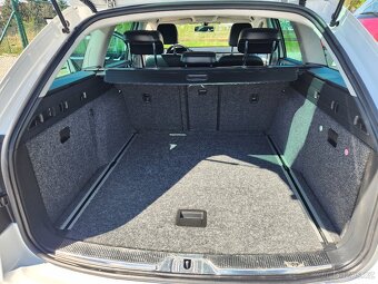 Škoda Superb II face Combi 2,0 TDi 125kW DSG 4x4 2014 Busine - 12