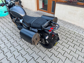 Triumph Street Twin - 12
