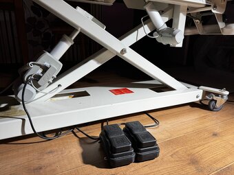 Masážní lehátko PROMAFIT Phoenix – elektrické, polohovací - 12