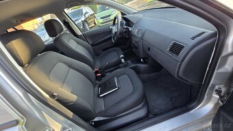 ŠKODA FABIA KOMBI 1.4 16V AMBIENTE 1MAJITEL - 12