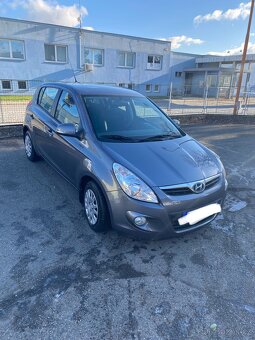 Hyundai i20 - 12