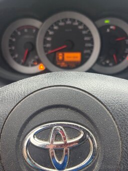 Toyota RAV 4 - 12
