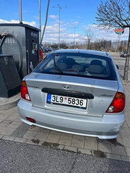 Hyundai Accent 2005. 1.3 benzin, 63kw - 12