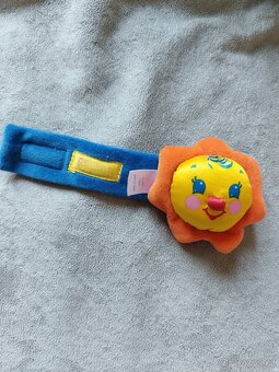 Chrastítka a kousátka - 12
