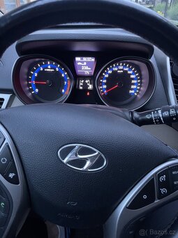 Hyundai i30 combi - 12