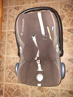 MAXI COSI CabrioFix 0-13 kg se základnou - 12