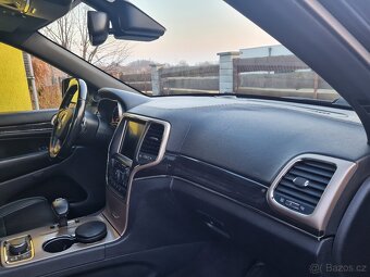 Jeep Grand Cherokee 3.0CRDi 184kW OVERLAND - 12