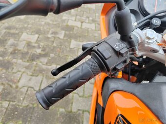 Honda CBR 125R - 12