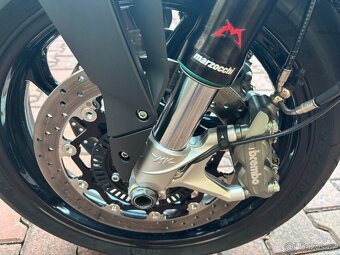 MV Agusta Brutale 800 - 12