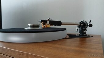 Prodej gramofonu Audio s pohonem speed box Pro- ject - 12
