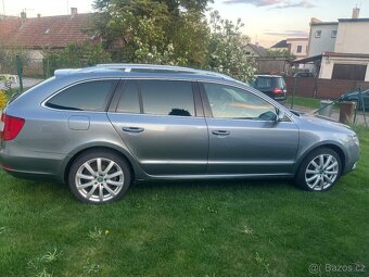 Škoda Superb 2 Elegance 2011 2.0 TDi 103kW Xenon tažné - 12