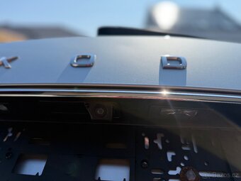 Škoda Superb 3 COMBI 2.0tdi MATRIX/KAMERA/TAŽNÉ/1.MAJ - 12