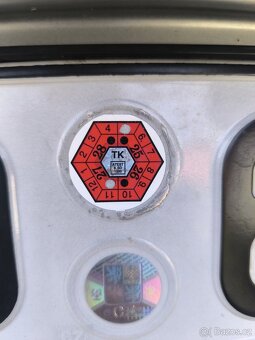 Volkswagen Golf IV NOVÁ STK - 12