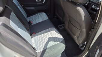Škoda Fabia 1.2 44kW, nové v ČR, 30 700km - 12