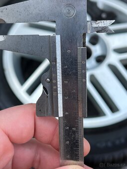 Disky Ford Focus+letní pneu Pirelli P7 Cinturato 205/55 R16 - 12