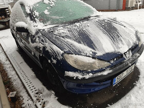 Peugeot 206 1,4i 55kW 2000rok, na díly - 12
