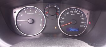 Hyundai i20 1.2i 2013 - 12