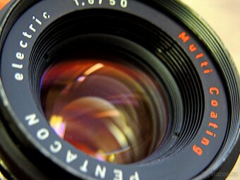 Praktica PLC 3 + 50/1.8 electric MC (M42) + příslušenství - 12