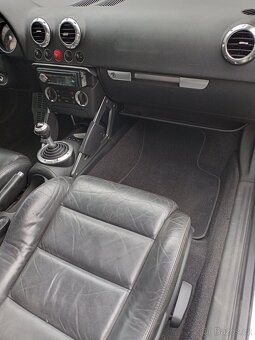 Audi TT 1.8T Cabrio - 12
