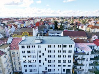 Pronájem nově zrekonstruovaného bytu 1+kk, 31,4 m2, Plzeň-Ji - 12