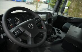 Mercedes-Benz AROCS 2552 6x6 - třístranný sklápěč - 12