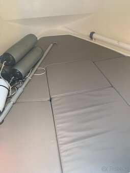 QUICKSILVER Activ 505 CABIN + MERCURY F80 + vlek - 12