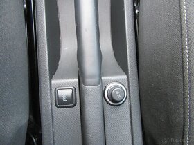 ŠKODA RAPID 1.2 TSi 77kw r.v.2015 nový v ČR.po 1.maj.DPH - 12