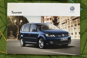 VW Sharan a VW Touran prospekty - 12