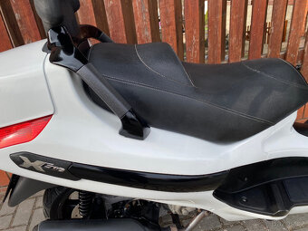Piaggio X-Evo 125 (2015) - 12