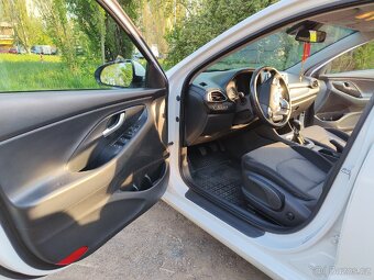 Hyundai i30 1.6 CRDI 2018 - 12