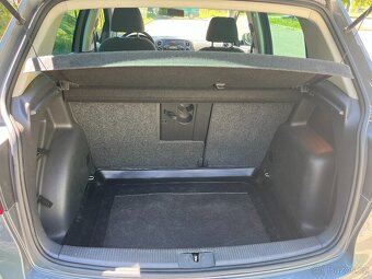 VW Golf Plus 1,6i (75 kW) benzín - 12