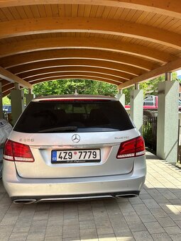 Mercedes E350 4MATIC - 12