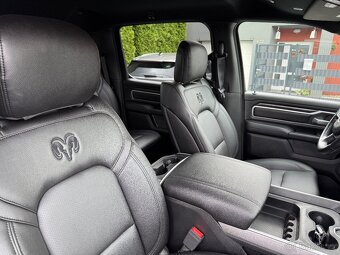 DODGE RAM 1500 HEMI VZDUCH HEADUP RAMBOX - 12
