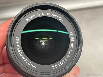 Objektiv Nikon AF-S DX NIKKOR 18-55mm f/3.5-5.6G VR II - 12