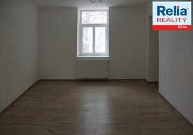 Pronájem nově zrekonstruovaného bytu 4+1,106 m2 - 12