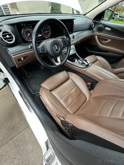 Mercedes E220d 4 matic 2018, plný servis, 100% nájezd - 12