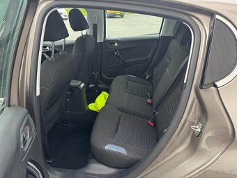 Peugeot 208 1,2 VTI 82 Allure 62KW 2012 - 12
