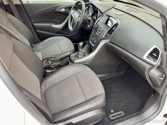 Opel Astra 2.0cdti/121kw, Cosmo, pěkný vůz - 12