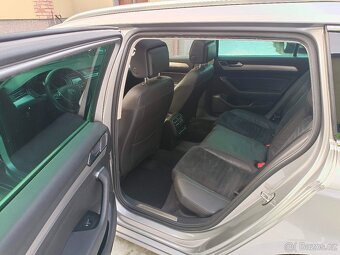 Passat B8 2.0 Tdi 176 kW 4motion DSG Highline combi - 12