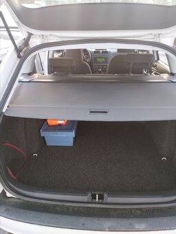 Škoda Octavia 2 kombi; 1.6 MPI; r.v 2011 - 12