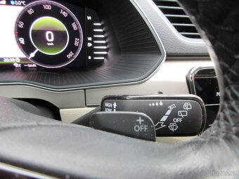 Škoda Superb iV, Laurin&Klement, Pano, Masáže - 12