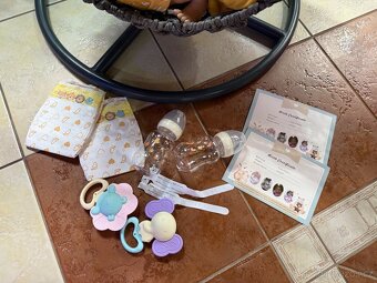 Realistická Reborn dvojčátka s příslušenstvím - 12