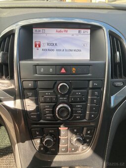 Opel Astra sports tourer 1.4 turbo 88 kw - 12