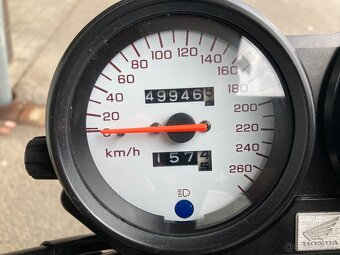 Honda Hornet 600 2001 - 12