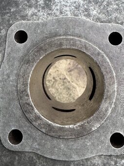 Válec na motocykl Simson - 12