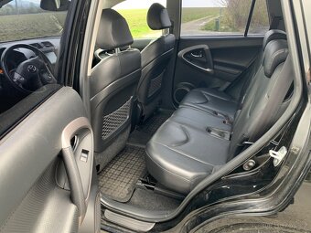 Toyota Rav4, 2.0 VVT-i 112 kW,LPG,automat - 12